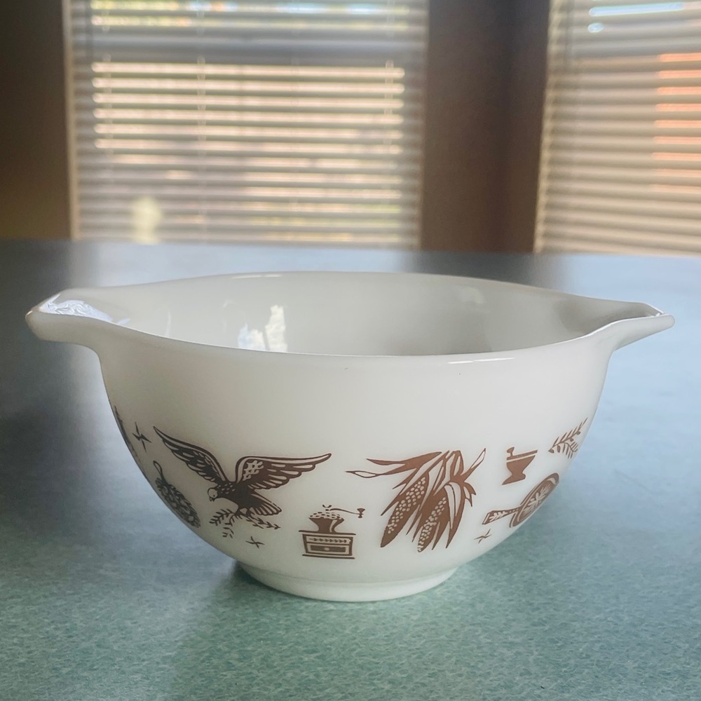Pyrex Early American 441 Cinderella Nesting Bowl Mid-Century~1.5 Pint